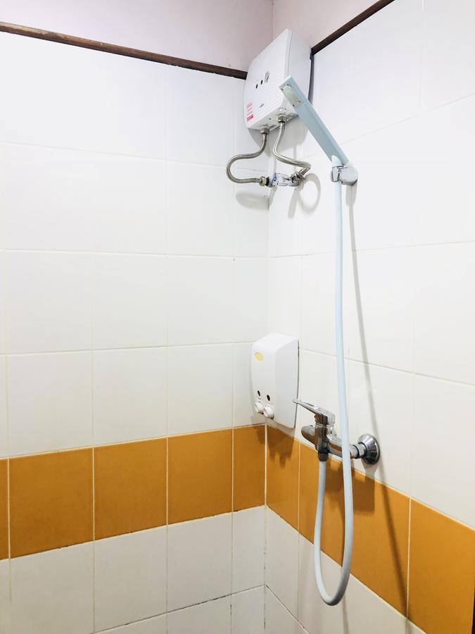Rada Arak 79/4 Hostel Chiang Mai Dış mekan fotoğraf