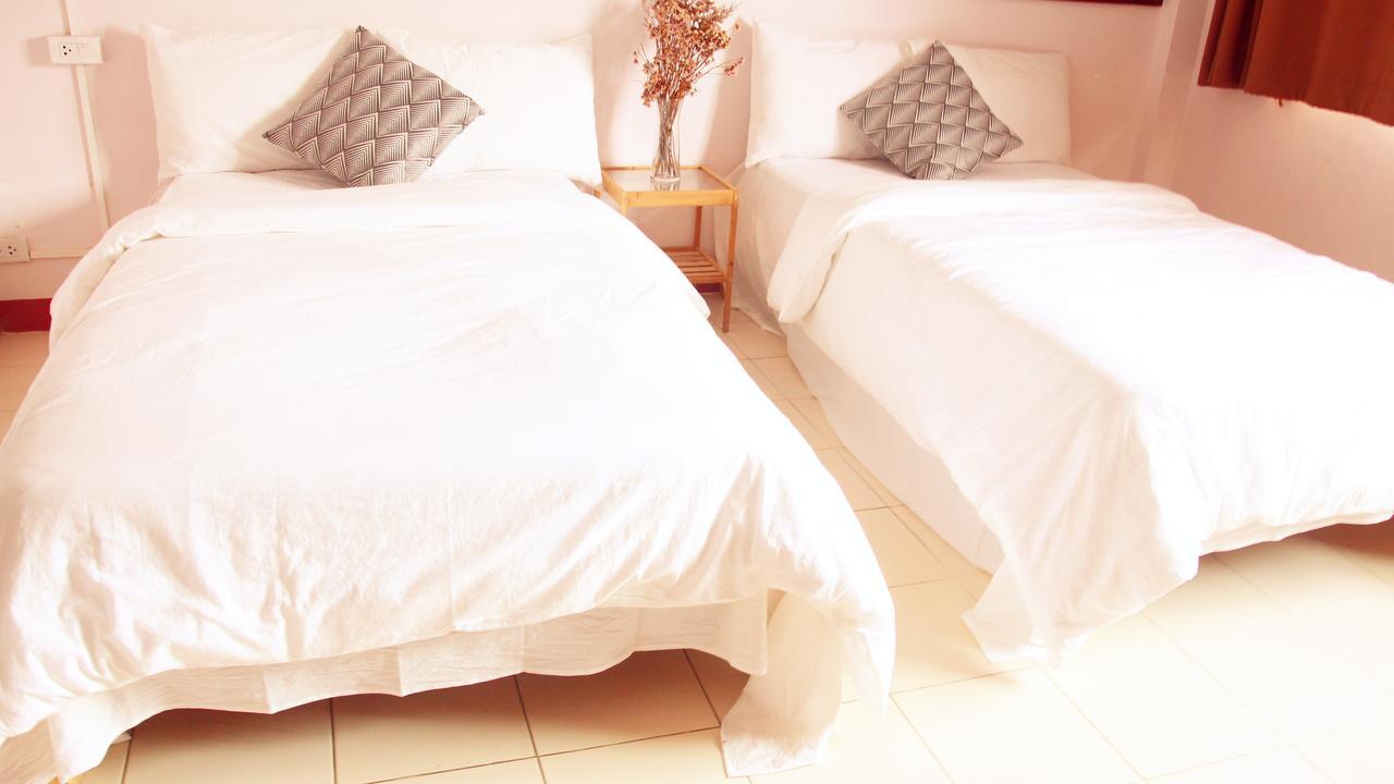 Rada Arak 79/4 Hostel Chiang Mai Dış mekan fotoğraf