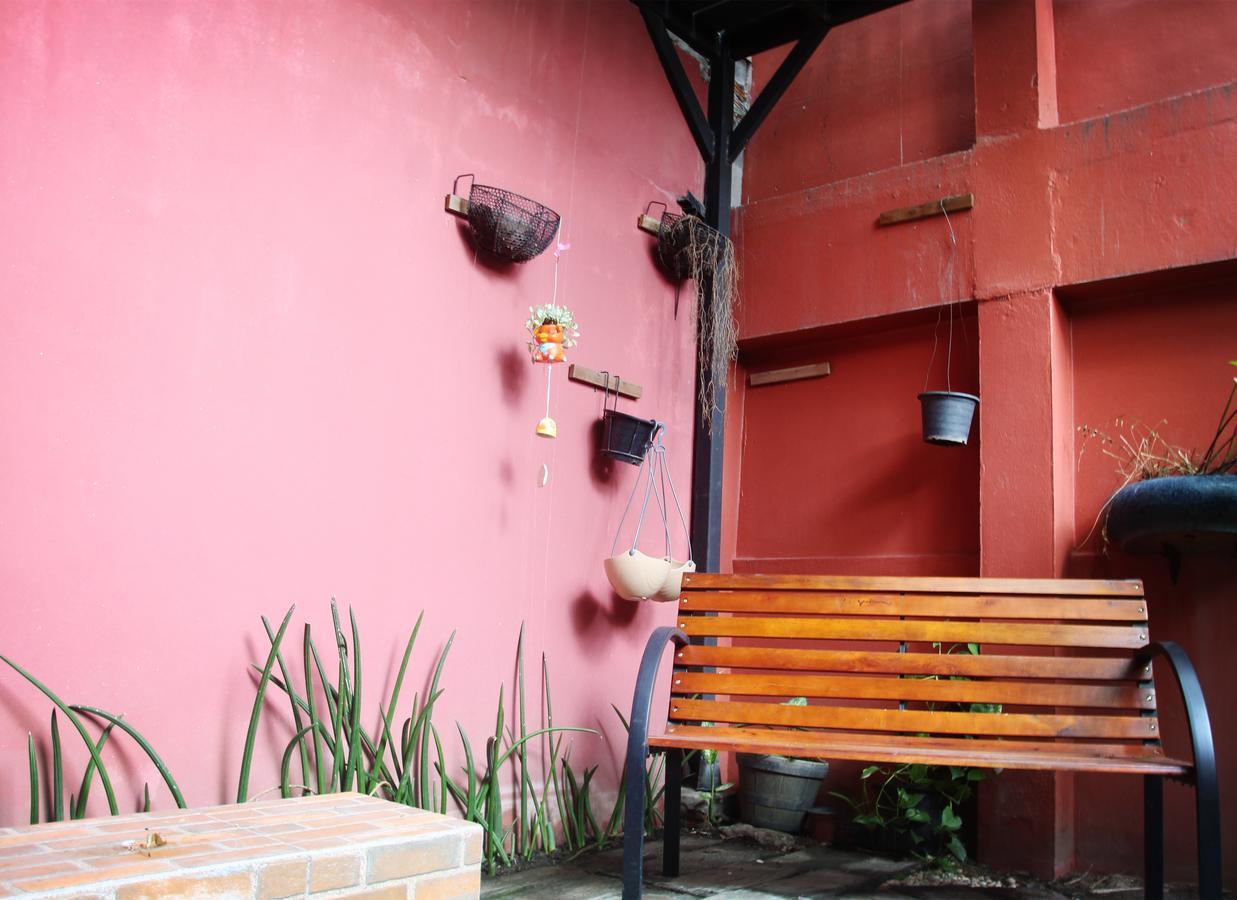 Rada Arak 79/4 Hostel Chiang Mai Dış mekan fotoğraf