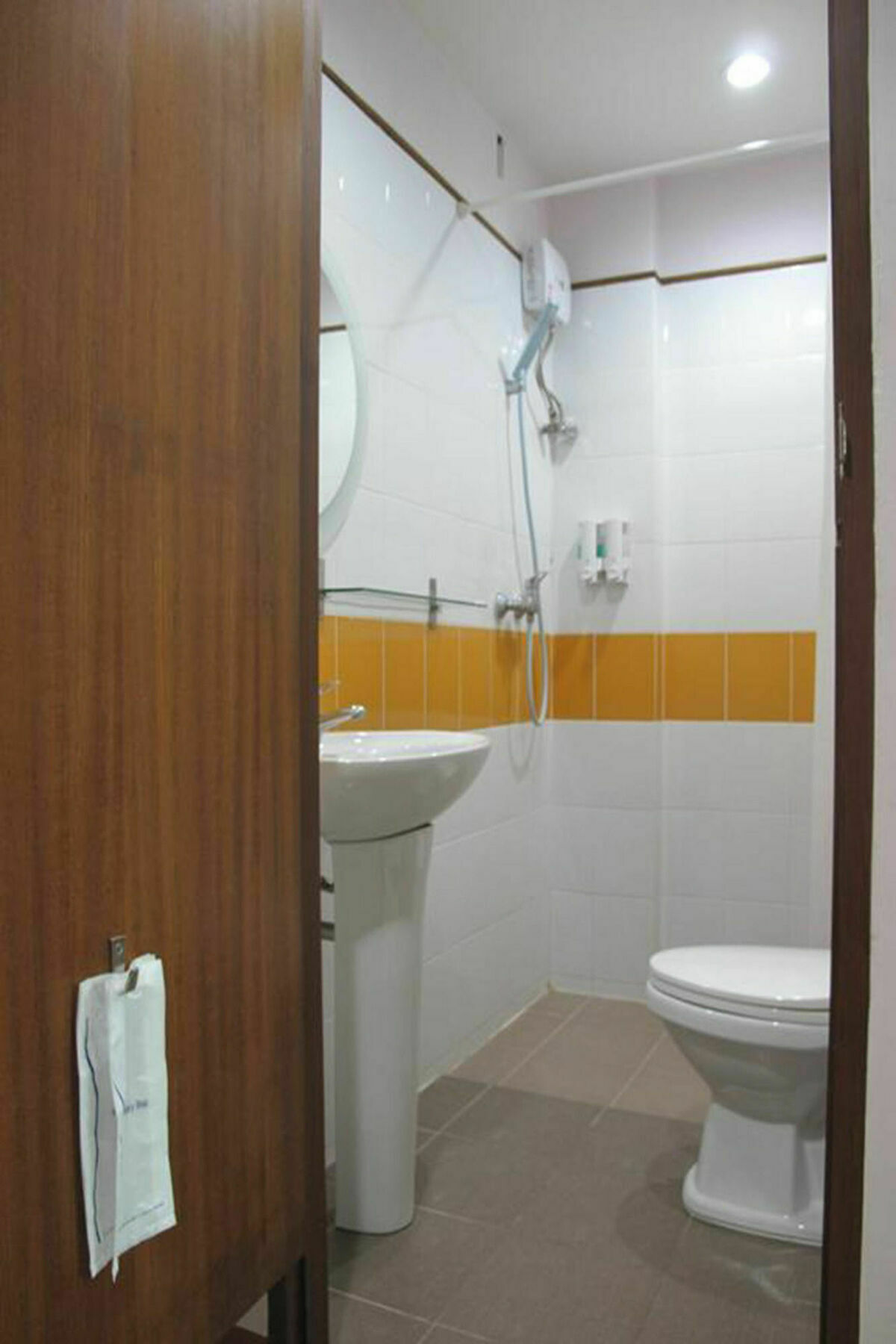 Rada Arak 79/4 Hostel Chiang Mai Dış mekan fotoğraf
