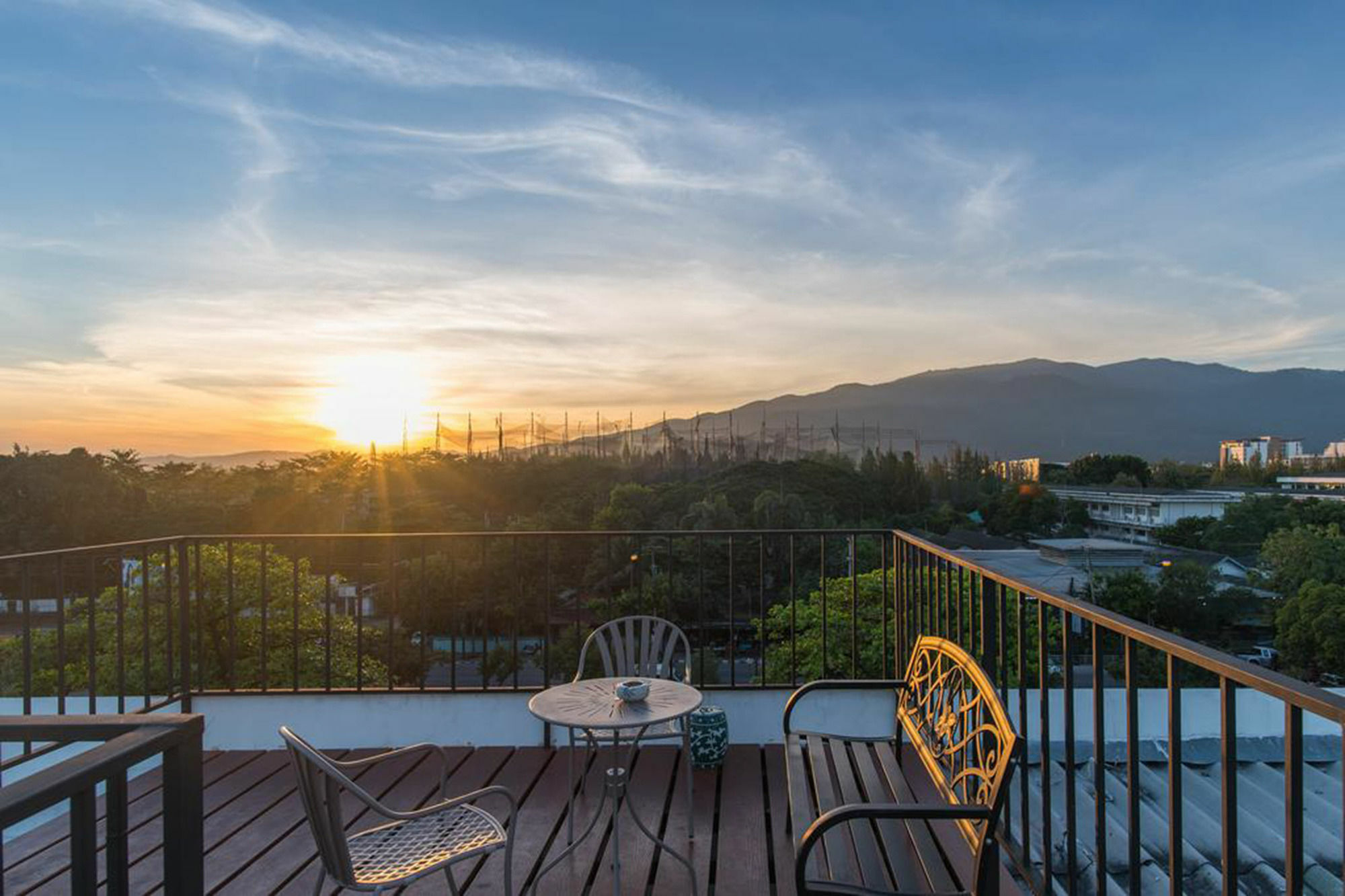 Rada Arak 79/4 Hostel Chiang Mai Dış mekan fotoğraf