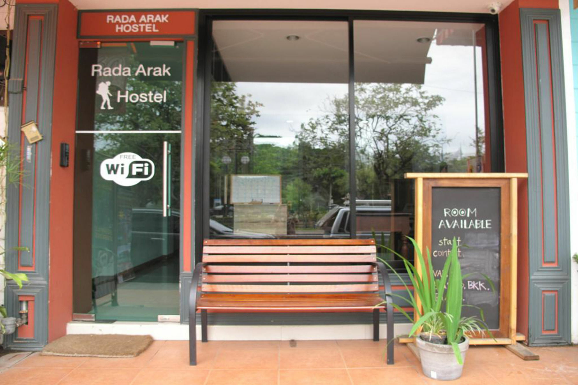 Rada Arak 79/4 Hostel Chiang Mai Dış mekan fotoğraf