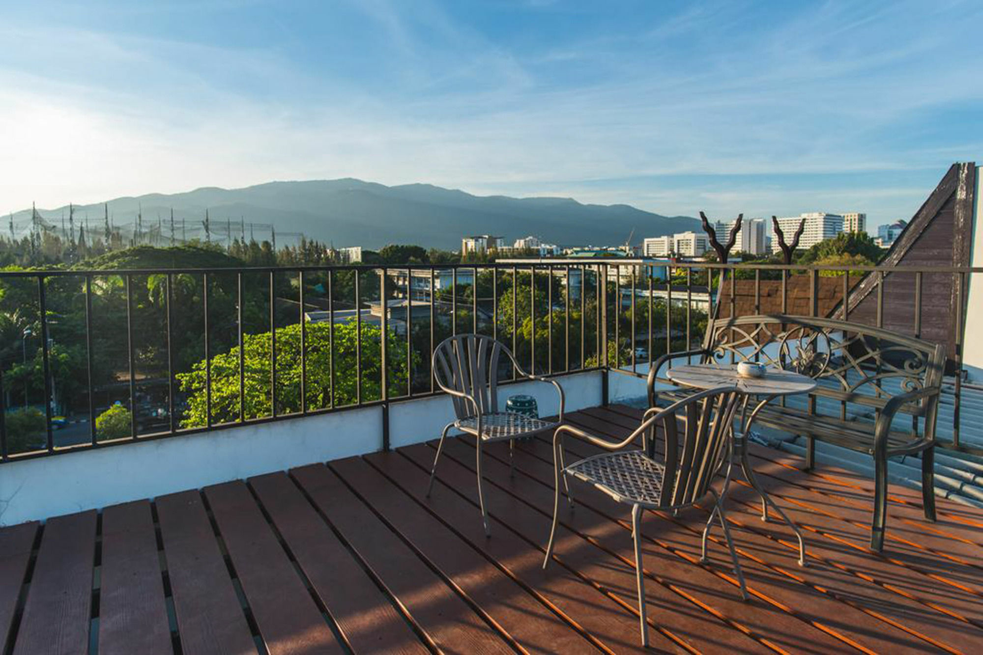 Rada Arak 79/4 Hostel Chiang Mai Dış mekan fotoğraf